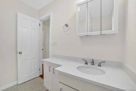 10 North Lane Chappaqua NY 10514