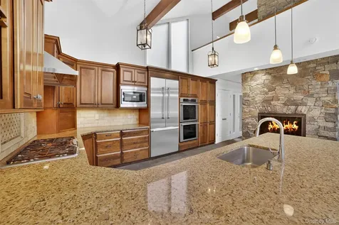 10 North Lane Chappaqua NY 10514
