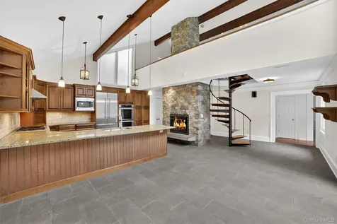 10 North Lane Chappaqua NY 10514