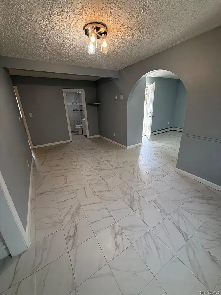 480 Saint Johns Street Central Islip NY 11722