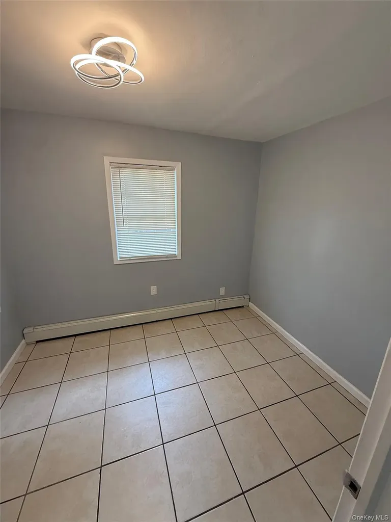 480 Saint Johns Street Central Islip NY 11722