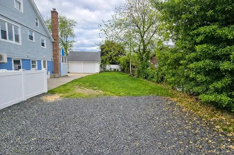 119 Parma Road Island Park NY 11558