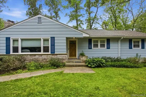 41 Greentree Drive S Hyde Park NY 12538