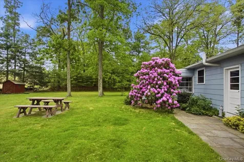 41 Greentree Drive S Hyde Park NY 12538