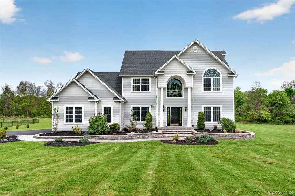 55 Noelle Drive Walden NY 12586