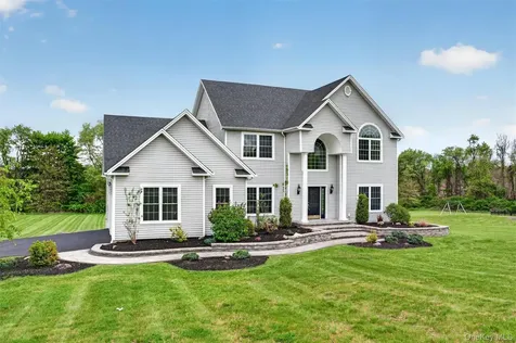 55 Noelle Drive Walden NY 12586