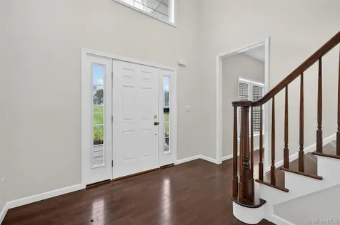 55 Noelle Drive Walden NY 12586