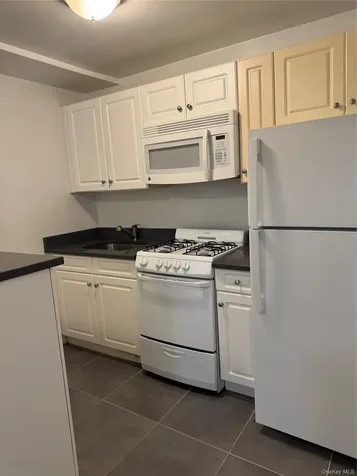 83-21 Lefferts Boulevard Kew Gardens NY 11415
