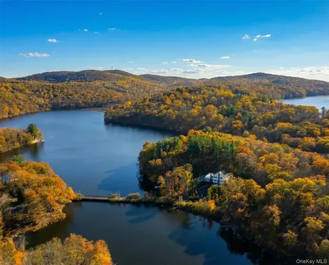 51 Tablerock Circle Sloatsburg NY 10974