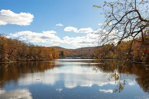 51 Tablerock Circle Sloatsburg NY 10974