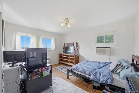 2 Burkewood Road Hartsdale NY 10530