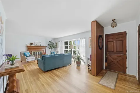 2 Burkewood Road Hartsdale NY 10530