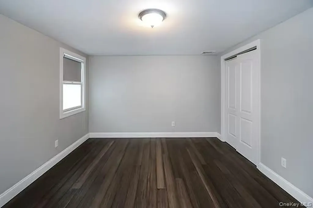 335 Gillette Street Dix Hills NY 11746