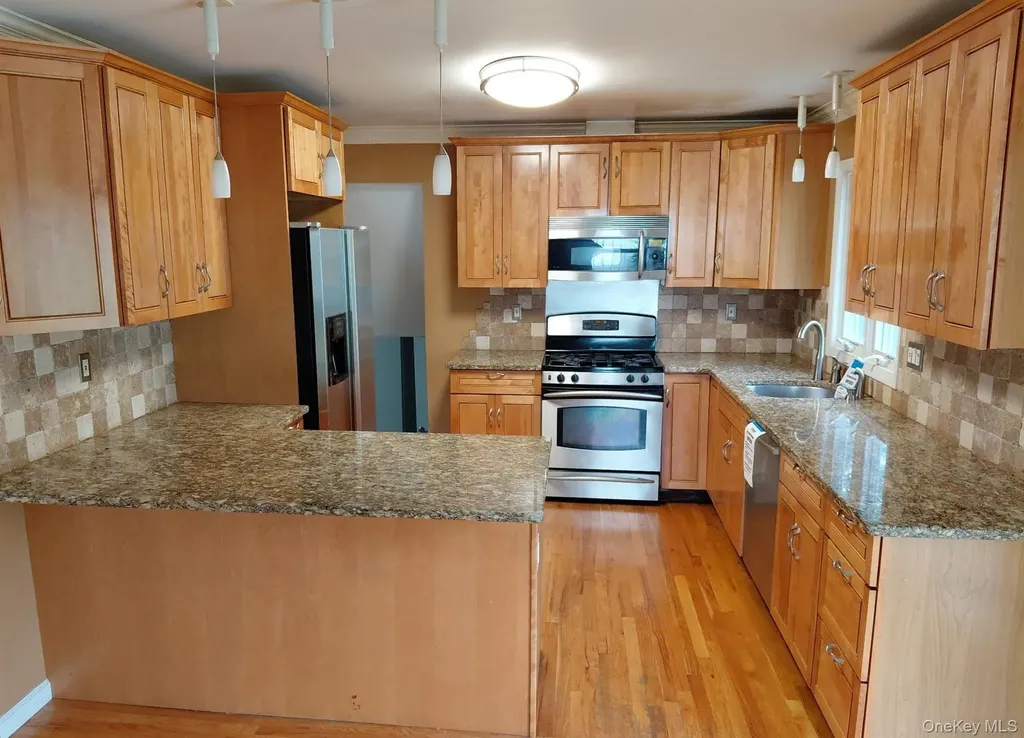 15 South Road White Plains NY 10603