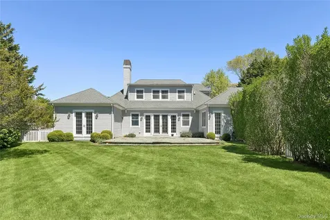 41 Edgewood Avenue Bridgehampton NY 11932
