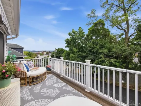 8 E Catherine Street Nyack NY 10960