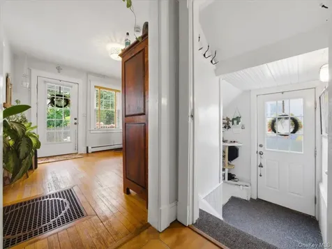 8 E Catherine Street Nyack NY 10960