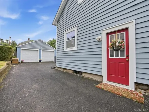 8 E Catherine Street Nyack NY 10960