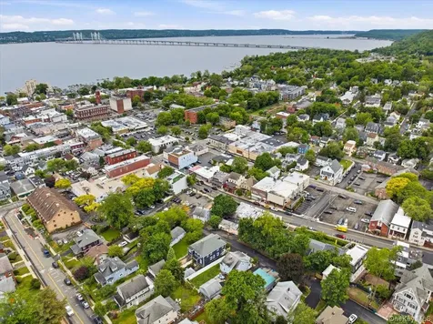 8 E Catherine Street Nyack NY 10960