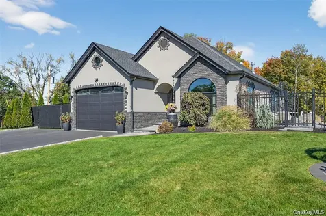 1582 Route 9w Marlboro NY 12542