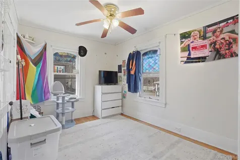 39 N Chestnut Street New Paltz NY 12561