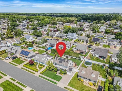 15 Lillian Place Farmingdale NY 11735