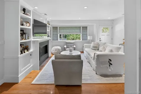 95 Tyrone Drive East Hampton NY 11937