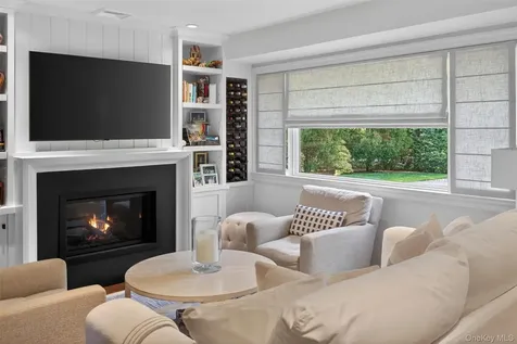 95 Tyrone Drive East Hampton NY 11937