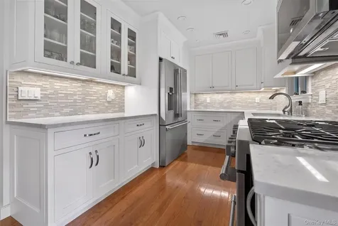 95 Tyrone Drive East Hampton NY 11937