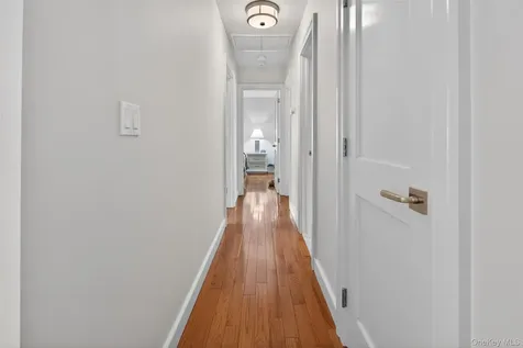 95 Tyrone Drive East Hampton NY 11937