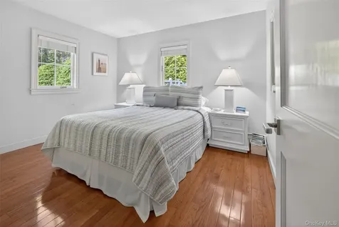 95 Tyrone Drive East Hampton NY 11937