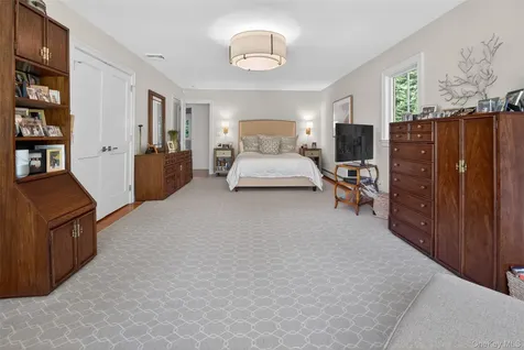 95 Tyrone Drive East Hampton NY 11937