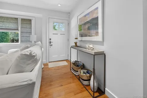 95 Tyrone Drive East Hampton NY 11937