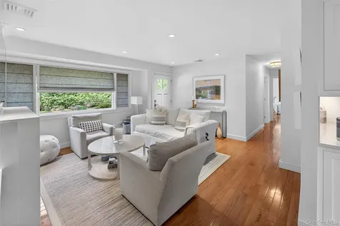 95 Tyrone Drive East Hampton NY 11937