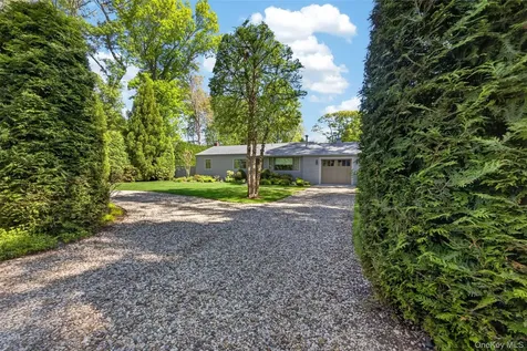 95 Tyrone Drive East Hampton NY 11937