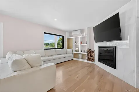 175 W Lakeshore Drive Carmel NY 10512