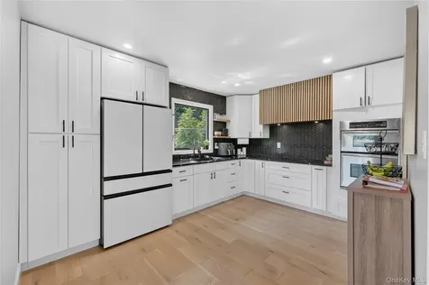 175 W Lakeshore Drive Carmel NY 10512