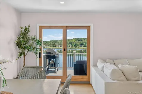 175 W Lakeshore Drive Carmel NY 10512