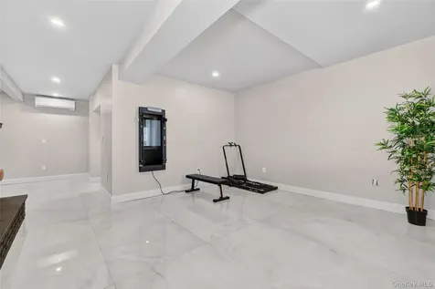 175 W Lakeshore Drive Carmel NY 10512