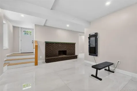 175 W Lakeshore Drive Carmel NY 10512
