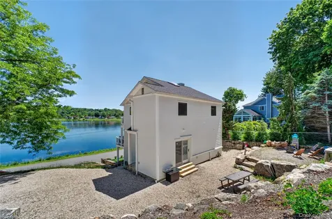 175 W Lakeshore Drive Carmel NY 10512