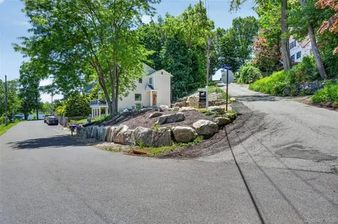 175 W Lakeshore Drive Carmel NY 10512