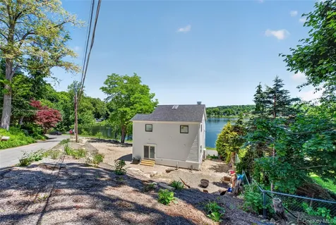 175 W Lakeshore Drive Carmel NY 10512
