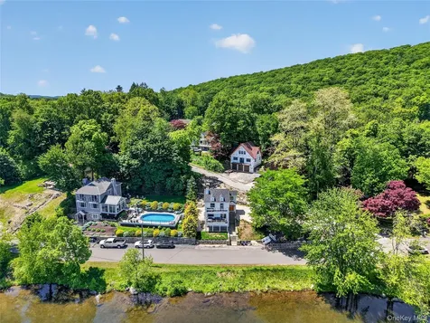 175 W Lakeshore Drive Carmel NY 10512