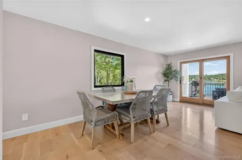 175 W Lakeshore Drive Carmel NY 10512