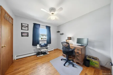 3 Puritan Lane Blooming Grove NY 10992