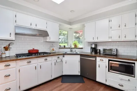 26 Riverview Avenue Tarrytown NY 10591