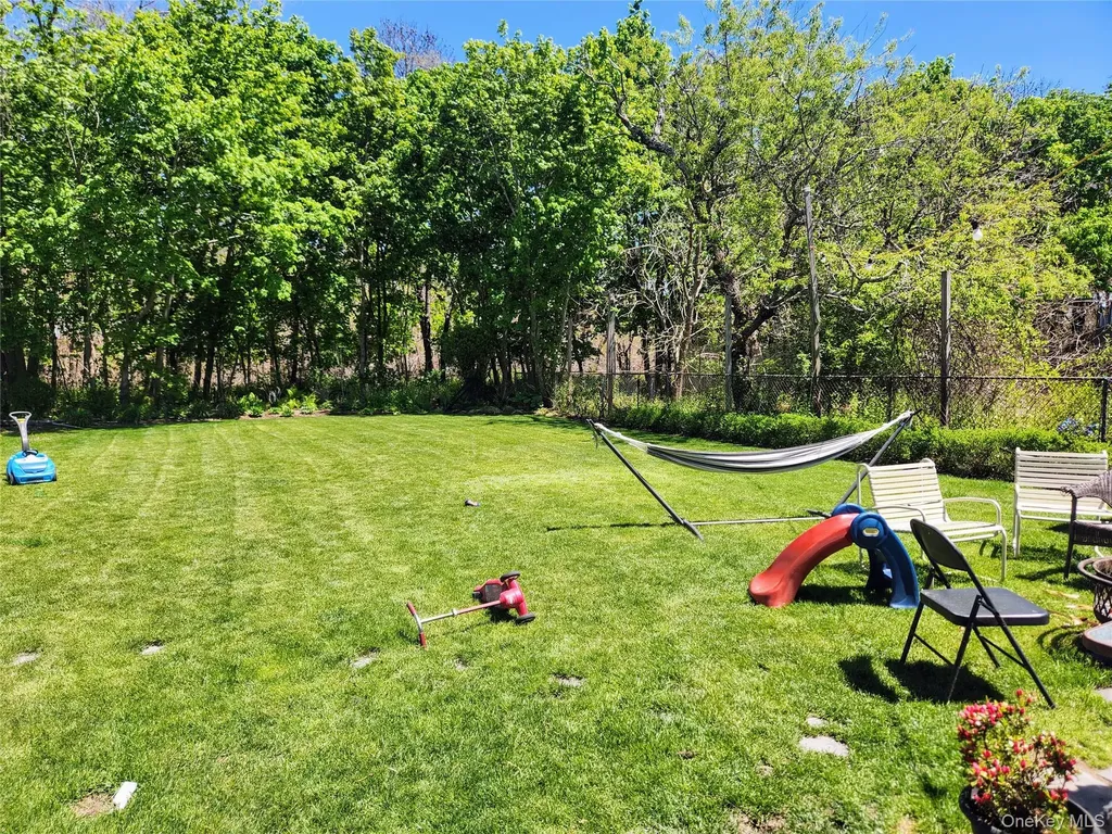 90, 90a, 92, 94 Old Quogue Road Riverhead NY 11901