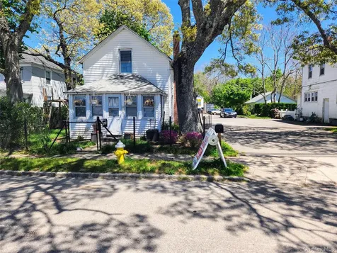 90, 90a, 92, 94 Old Quogue Road Riverhead NY 11901