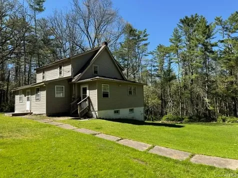 182 Bee Hollow Road Shohola PA 18458
